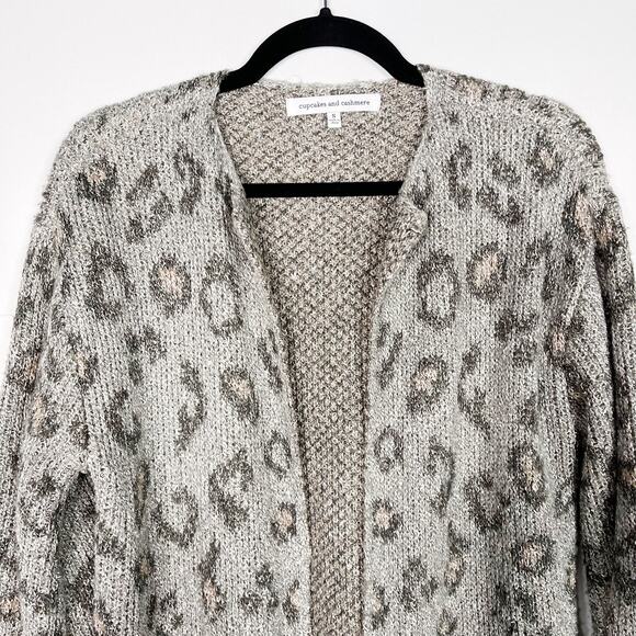 Cupcakes and Cashmere S Gray Kline Tonal Leopard Cardigan Sweater Bell Sleeve - Picture 3 of 11